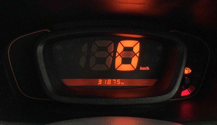2016 Renault Kwid RXT 0.8, Petrol, Manual, 31,807 km, Odometer Image