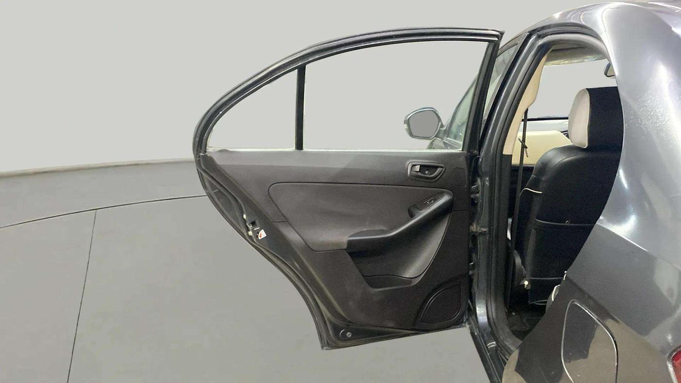 2015 Tata Zest XMS PETROL, Petrol, Manual, 8,901 km, LHS Rear Door