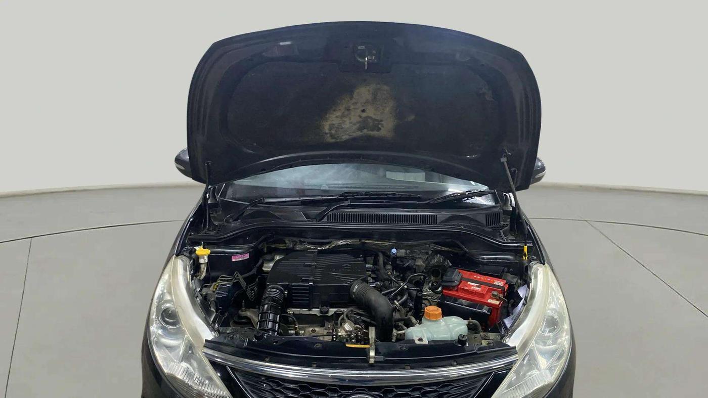2015 Tata Zest XMS PETROL, Petrol, Manual, 8,901 km, Open Bonet