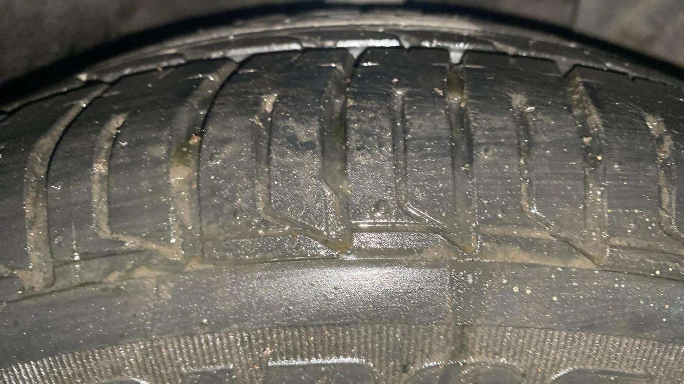 2015 Tata Zest XMS PETROL, Petrol, Manual, 8,901 km, Right Front Tyre Tread
