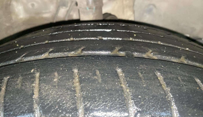 2019 Honda WR-V 1.2L I-VTEC VX MT, CNG, Manual, 44,412 km, Right Front Tyre Tread