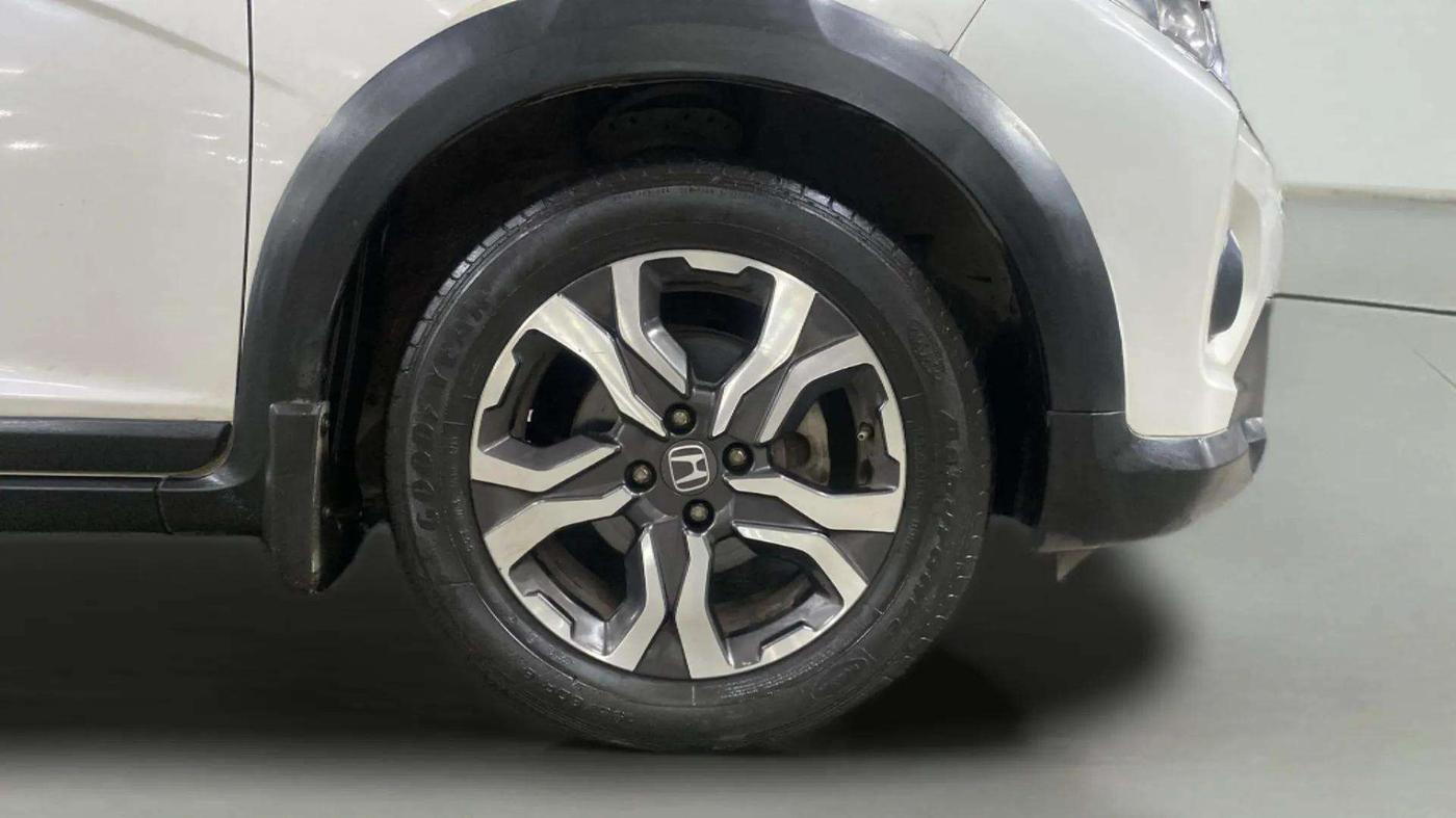 2019 Honda WR-V 1.2L I-VTEC VX MT, CNG, Manual, 44,412 km, Right Front Wheel