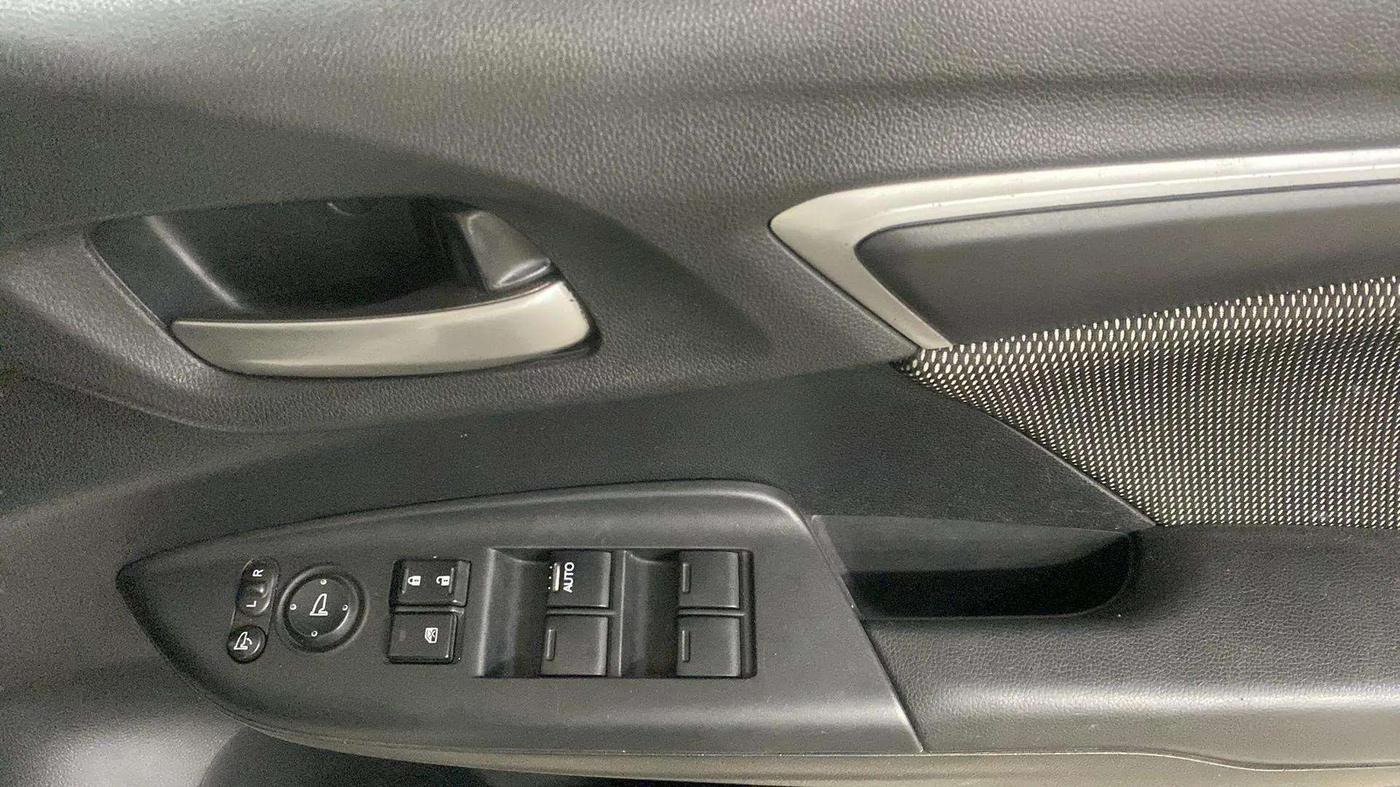 2019 Honda WR-V 1.2L I-VTEC VX MT, CNG, Manual, 44,412 km, Driver Side Door Panels Control