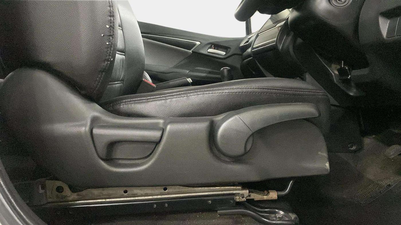 2019 Honda WR-V 1.2L I-VTEC VX MT, CNG, Manual, 44,412 km, Driver Side Adjustment Panel