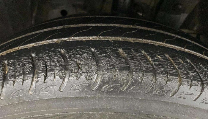 2018 Honda Amaze 1.2L I-VTEC V CVT, Petrol, Automatic, 53,660 km, Right Front Tyre Tread