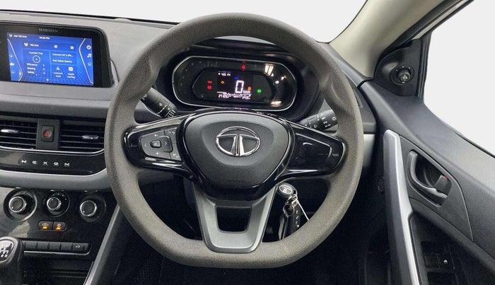 2022 Tata NEXON XM PLUS SUNROOF PETROL, Petrol, Manual, 27,101 km, Steering Wheel Close Up