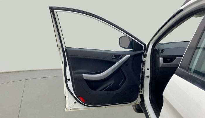 2022 Tata NEXON XM PLUS SUNROOF PETROL, Petrol, Manual, 27,101 km, LHS Front Door