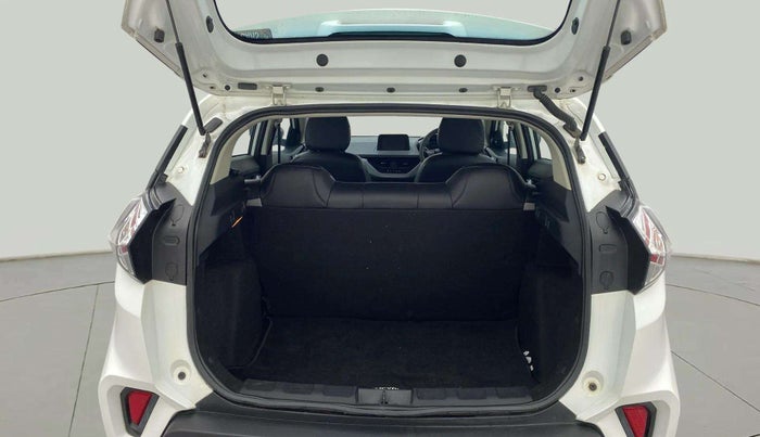 2022 Tata NEXON XM PLUS SUNROOF PETROL, Petrol, Manual, 27,101 km, Boot Open Zoomed View