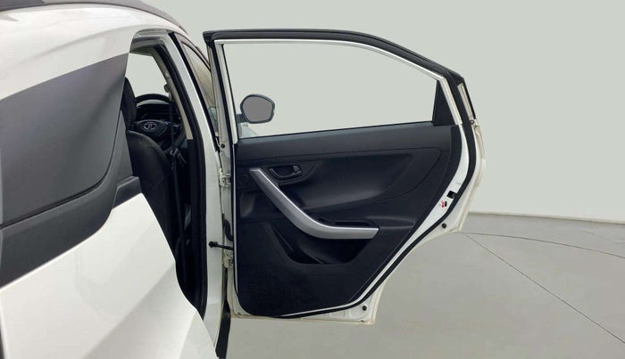 2022 Tata NEXON XM PLUS SUNROOF PETROL, Petrol, Manual, 27,101 km, RHS Rear Door