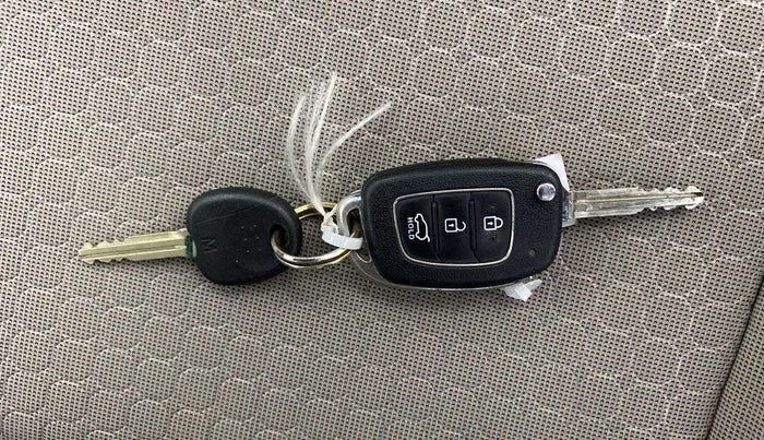 2017 Hyundai Elite i20 SPORTZ 1.2, Petrol, Manual, 34,777 km, Key Close Up
