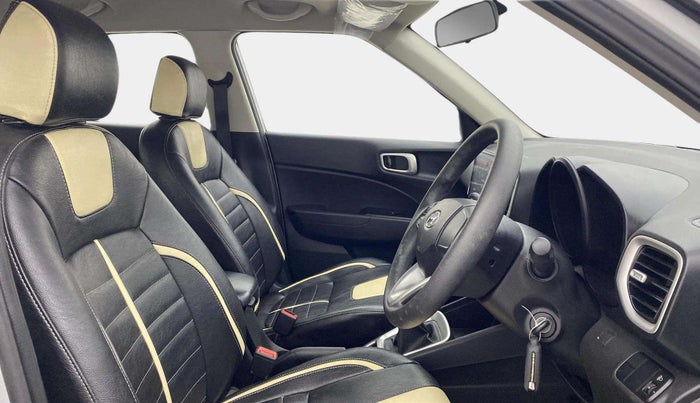 2020 Hyundai VENUE S 1.0 TURBO MT, Petrol, Manual, 11,796 km, Right Side Front Door Cabin