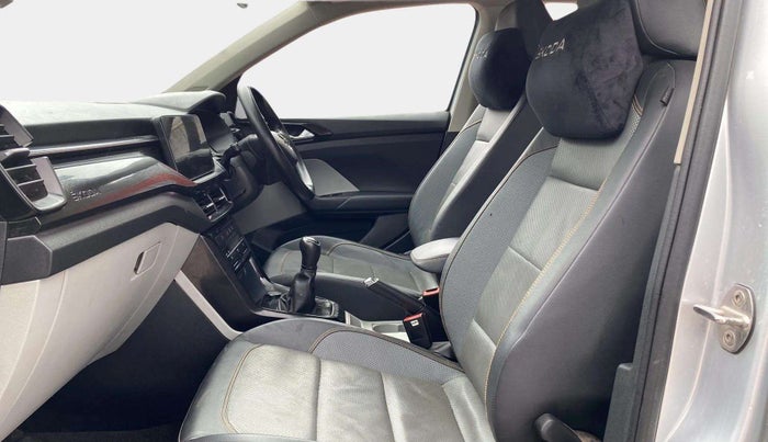 2021 Skoda KUSHAQ STYLE 1.0L TSI MT, Petrol, Manual, 56,149 km, Right Side Front Door Cabin