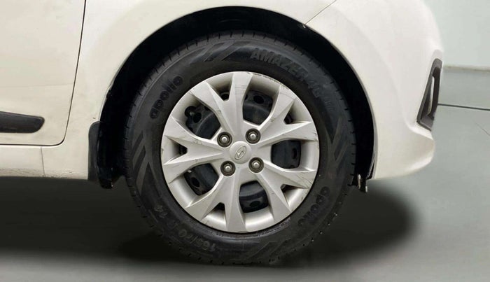 2014 Hyundai Grand i10 SPORTZ 1.2 KAPPA VTVT, Petrol, Manual, 39,763 km, Right Front Wheel