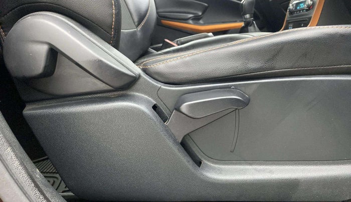 2020 Ford Ecosport TITANIUM 1.5L SPORTS(SUNROOF) DIESEL, Diesel, Manual, 76,467 km, Driver Side Adjustment Panel