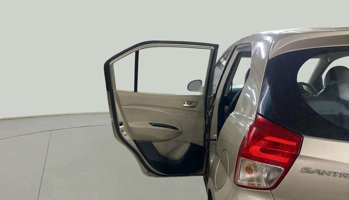 2018 Hyundai NEW SANTRO MAGNA AMT, Petrol, Automatic, 25,078 km, LHS Rear Door