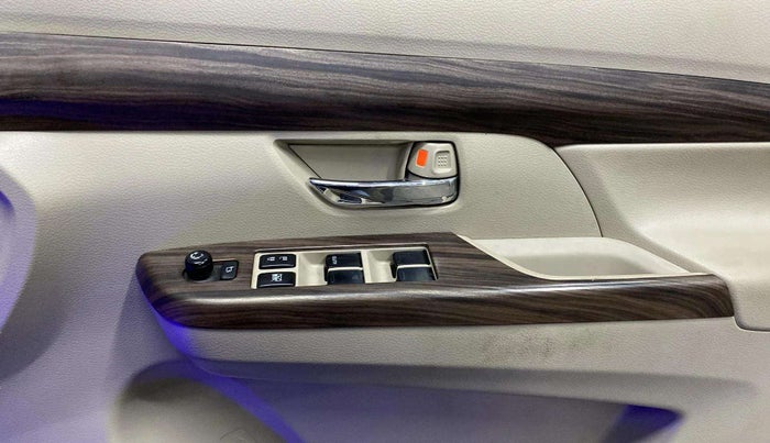 2020 Maruti Ertiga VXI CNG, CNG, Manual, 54,943 km, Driver Side Door Panels Control