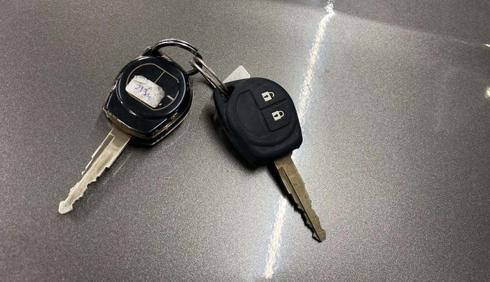 2020 Maruti Ertiga VXI CNG, CNG, Manual, 54,943 km, Key Close Up