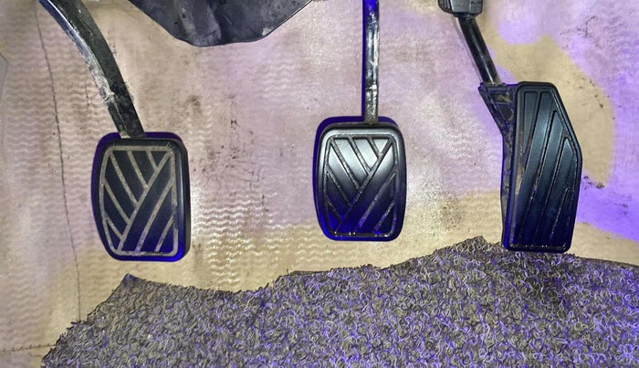 2020 Maruti Ertiga VXI CNG, CNG, Manual, 54,943 km, Pedals