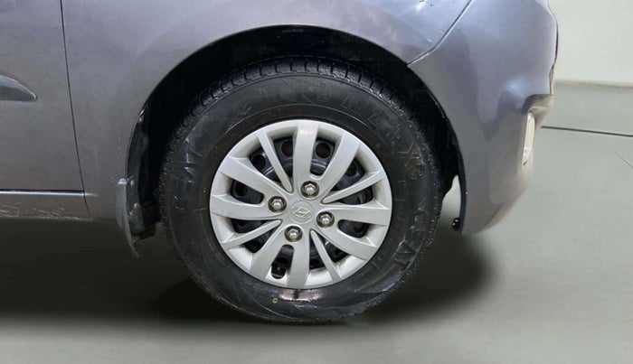 2015 Hyundai i10 SPORTZ 1.1, Petrol, Manual, 53,683 km, Right Front Wheel