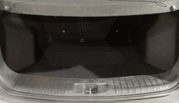 2023 Honda ELEVATE ZX MT, Petrol, Manual, 31,410 km, Boot Open Zoomed View