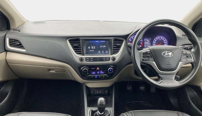 2017 Hyundai Verna 1.6 VTVT SX, Petrol, Manual, 76,400 km, Dashboard