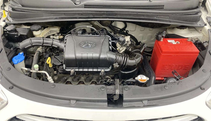 2014 Hyundai i10 MAGNA 1.1, Petrol, Manual, 35,495 km, Engine View