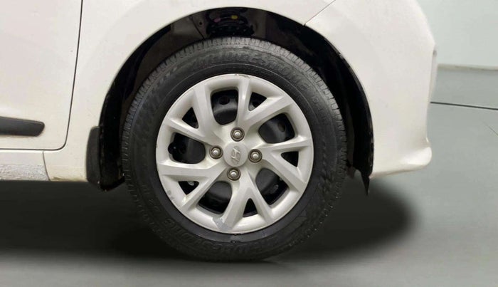 2019 Hyundai Grand i10 SPORTZ 1.2 KAPPA VTVT, CNG, Manual, 94,551 km, Right Front Wheel