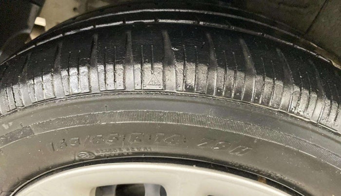 2019 Hyundai Grand i10 SPORTZ 1.2 KAPPA VTVT, CNG, Manual, 94,551 km, Left Front Tyre Tread