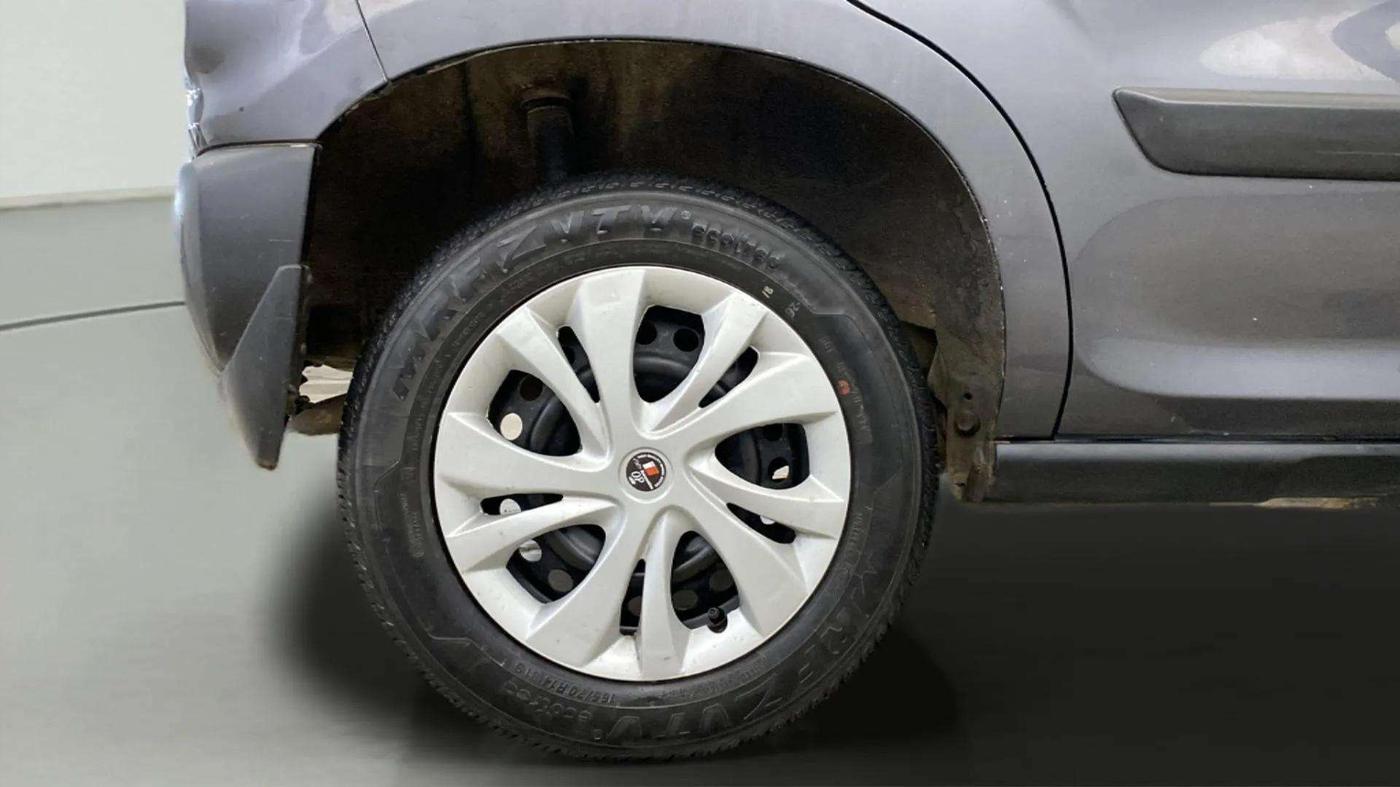 2022 Maruti S PRESSO VXI+, Petrol, Manual, 21,446 km, Right Rear Wheel
