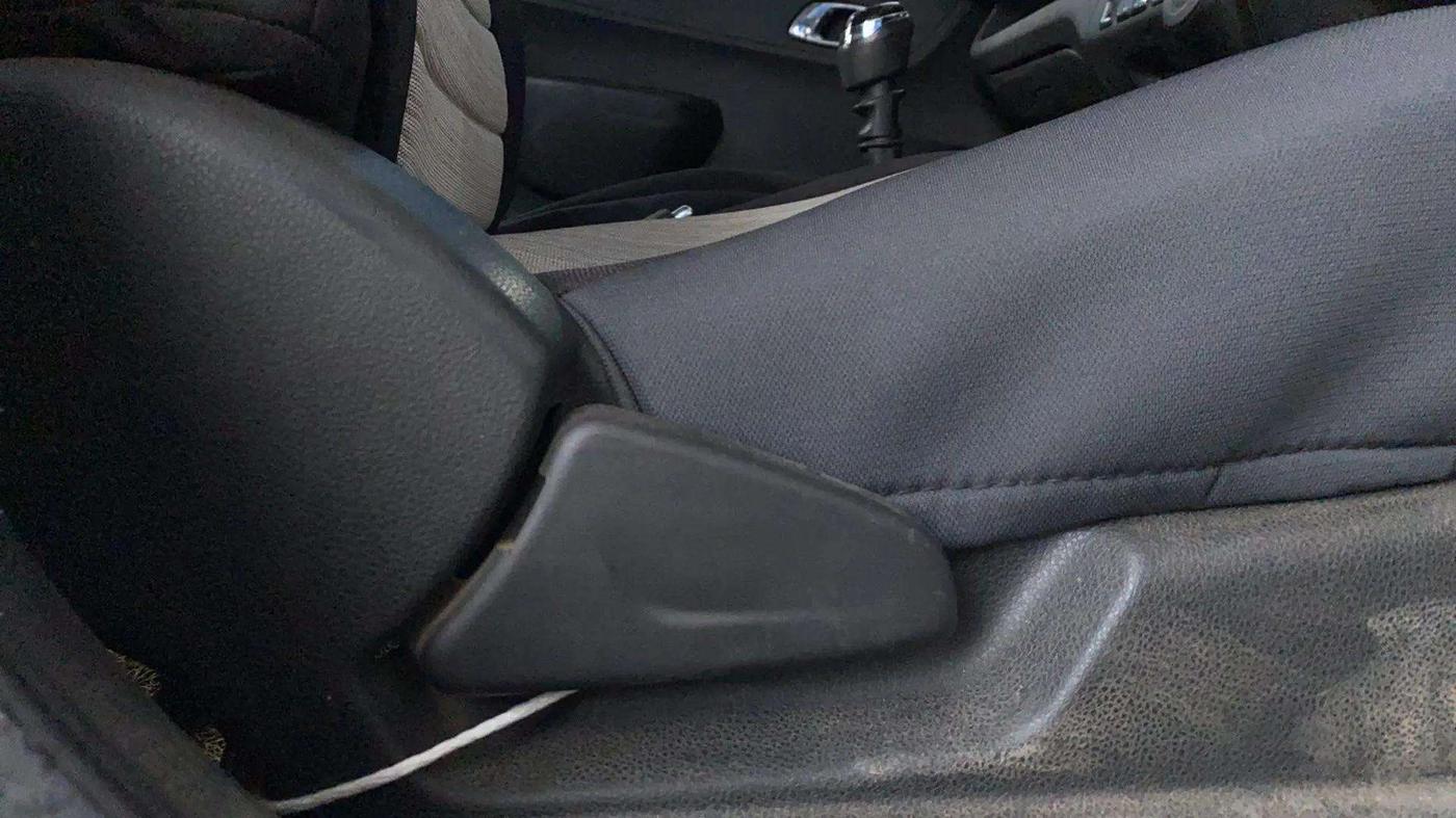 2019 Renault Kwid RXT 0.8 (O), Petrol, Manual, 70,783 km, Driver Side Adjustment Panel