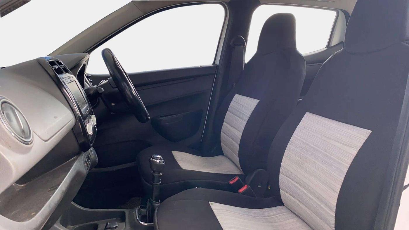 2019 Renault Kwid RXT 0.8 (O), Petrol, Manual, 70,783 km, Right Side Front Door Cabin