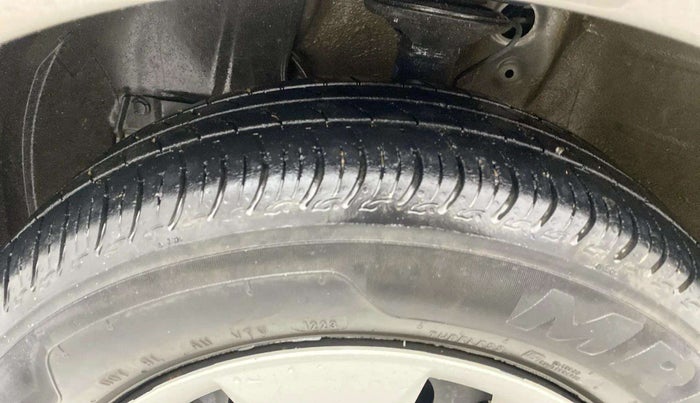 2022 Maruti New Wagon-R VXI 1.0 AMT, Petrol, Automatic, 47,230 km, Left Front Tyre Tread