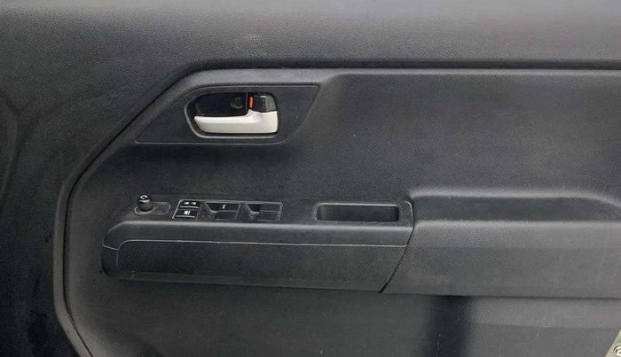 2022 Maruti New Wagon-R VXI 1.0 AMT, Petrol, Automatic, 47,230 km, Driver Side Door Panels Control
