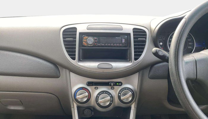 2013 Hyundai i10 MAGNA 1.1, Petrol, Manual, 60,843 km, Air Conditioner