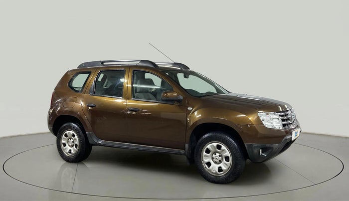 2015 Renault Duster RXL PETROL, Petrol, Manual, 16,689 km, Right Front Diagonal