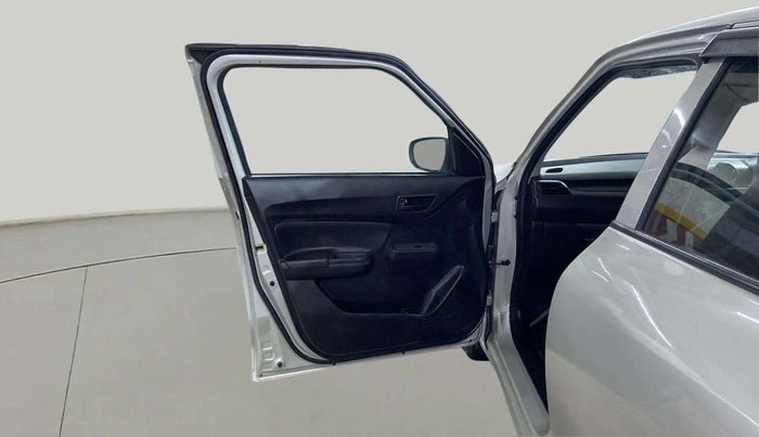 2023 Maruti Swift LXI, Petrol, Manual, 20,794 km, LHS Front Door