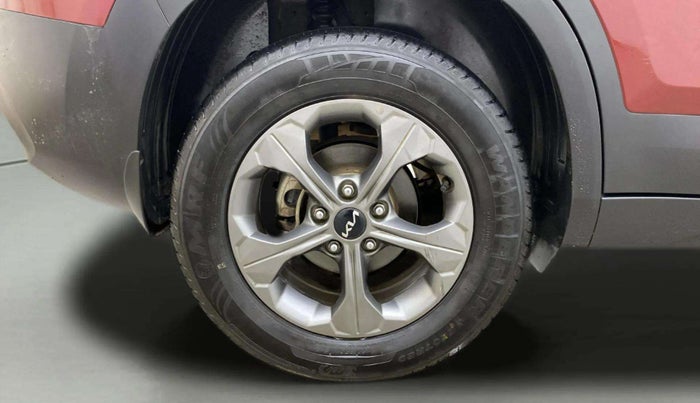 2021 KIA SELTOS HTK PLUS AT 1.5 DIESEL, Diesel, Automatic, 68,265 km, Right Rear Wheel