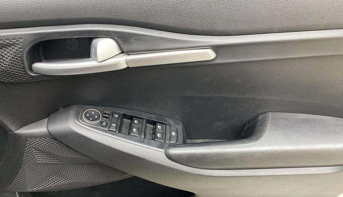 2021 KIA SELTOS HTK PLUS AT 1.5 DIESEL, Diesel, Automatic, 68,265 km, Driver Side Door Panels Control
