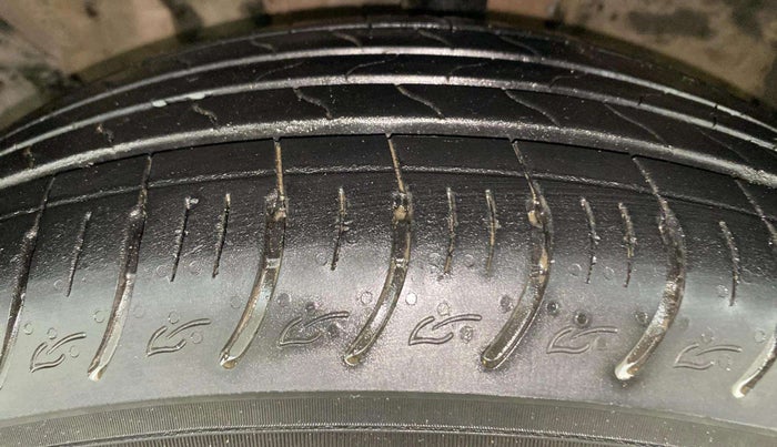 2021 KIA SELTOS HTK PLUS AT 1.5 DIESEL, Diesel, Automatic, 68,265 km, Left Front Tyre Tread