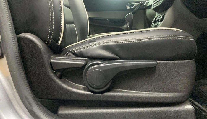2019 Tata Tiago XZA PETROL, Petrol, Automatic, 42,017 km, Driver Side Adjustment Panel