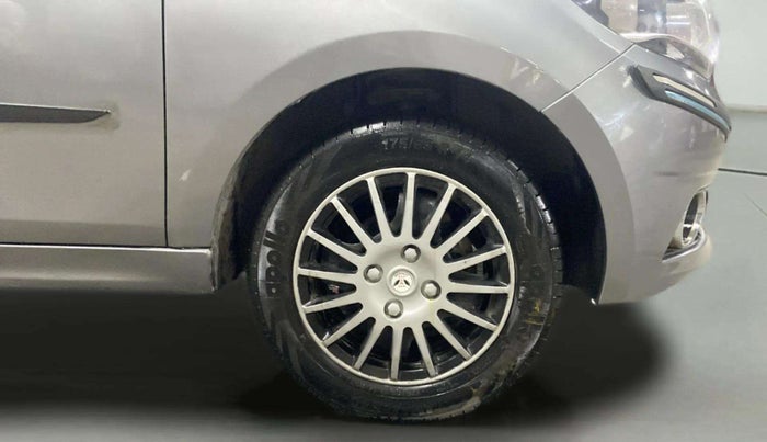2019 Tata Tiago XZA PETROL, Petrol, Automatic, 42,017 km, Right Front Wheel