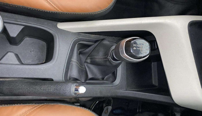 2022 Nissan MAGNITE XE, Petrol, Manual, 40,556 km, Gear Lever