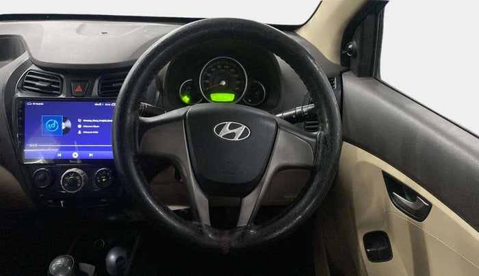 2015 Hyundai Eon SPORTZ, Petrol, Manual, 46,220 km, Steering Wheel Close Up