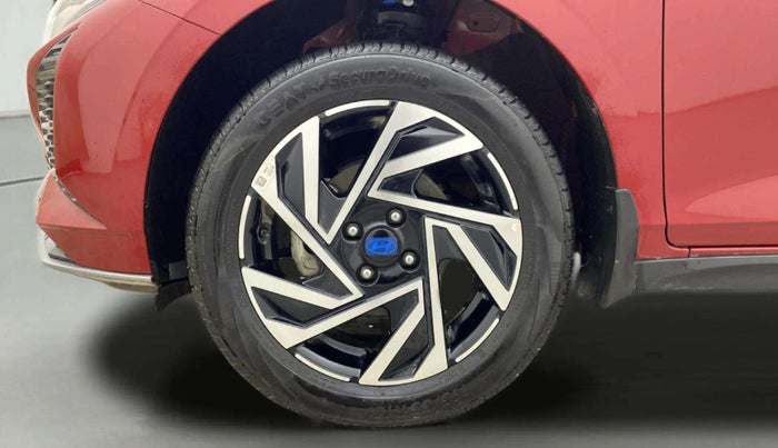 2023 Hyundai NEW I20 ASTA (O) 1.2 IVT, Petrol, Automatic, 7,592 km, Left Front Wheel