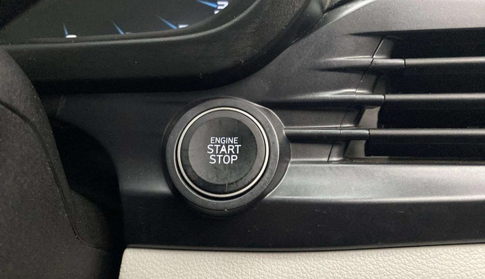 2023 Hyundai NEW I20 ASTA (O) 1.2 IVT, Petrol, Automatic, 7,592 km, Keyless Start/ Stop Button