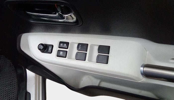 2019 Maruti IGNIS ZETA 1.2 AMT, Petrol, Automatic, 85,733 km, Driver Side Door Panels Control