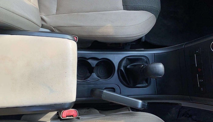 2016 Mahindra XUV500 W6, Diesel, Manual, 89,266 km, Gear Lever