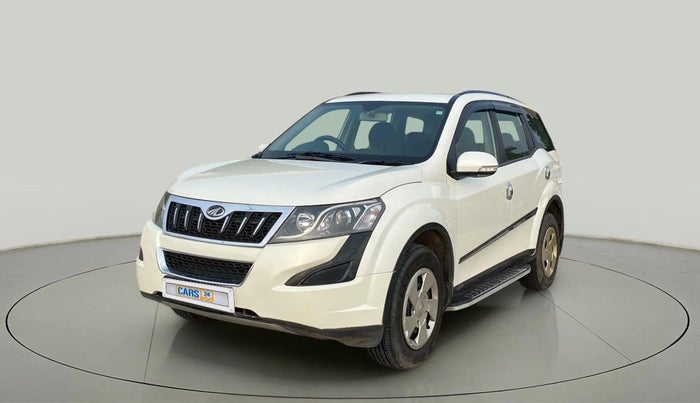 2016 Mahindra XUV500 W6, Diesel, Manual, 89,266 km, Left Front Diagonal