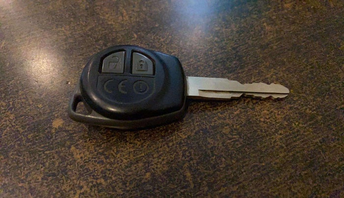 2021 Maruti Dzire VXI AMT, Petrol, Automatic, 39,797 km, Key Close Up