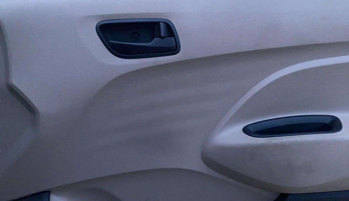 2021 Hyundai NEW SANTRO SPORTZ EXECUTIVE MT CNG, CNG, Manual, 27,016 km, Driver Side Door Panels Control